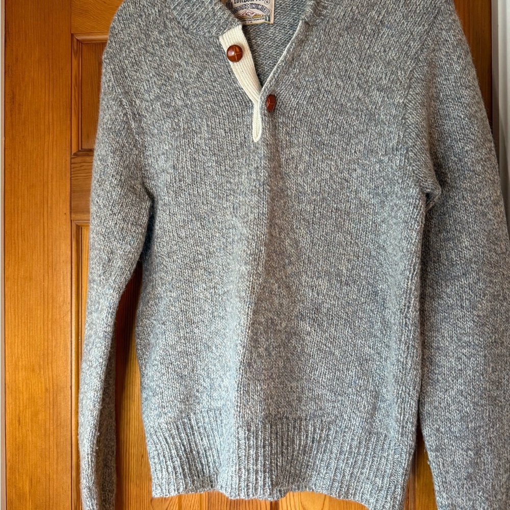 Men's Gray Sweater with Button Detail